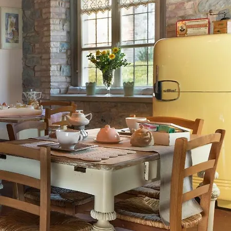 La Ca Vecia Bed and Breakfast *